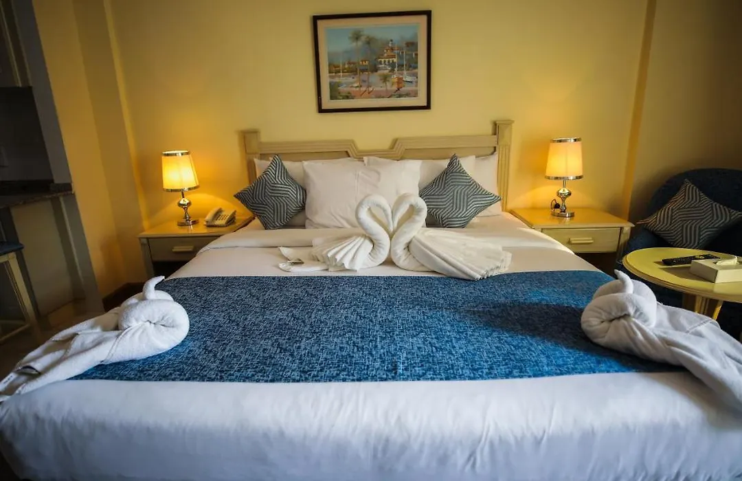 Green House Hotel Suites & Apartment-1